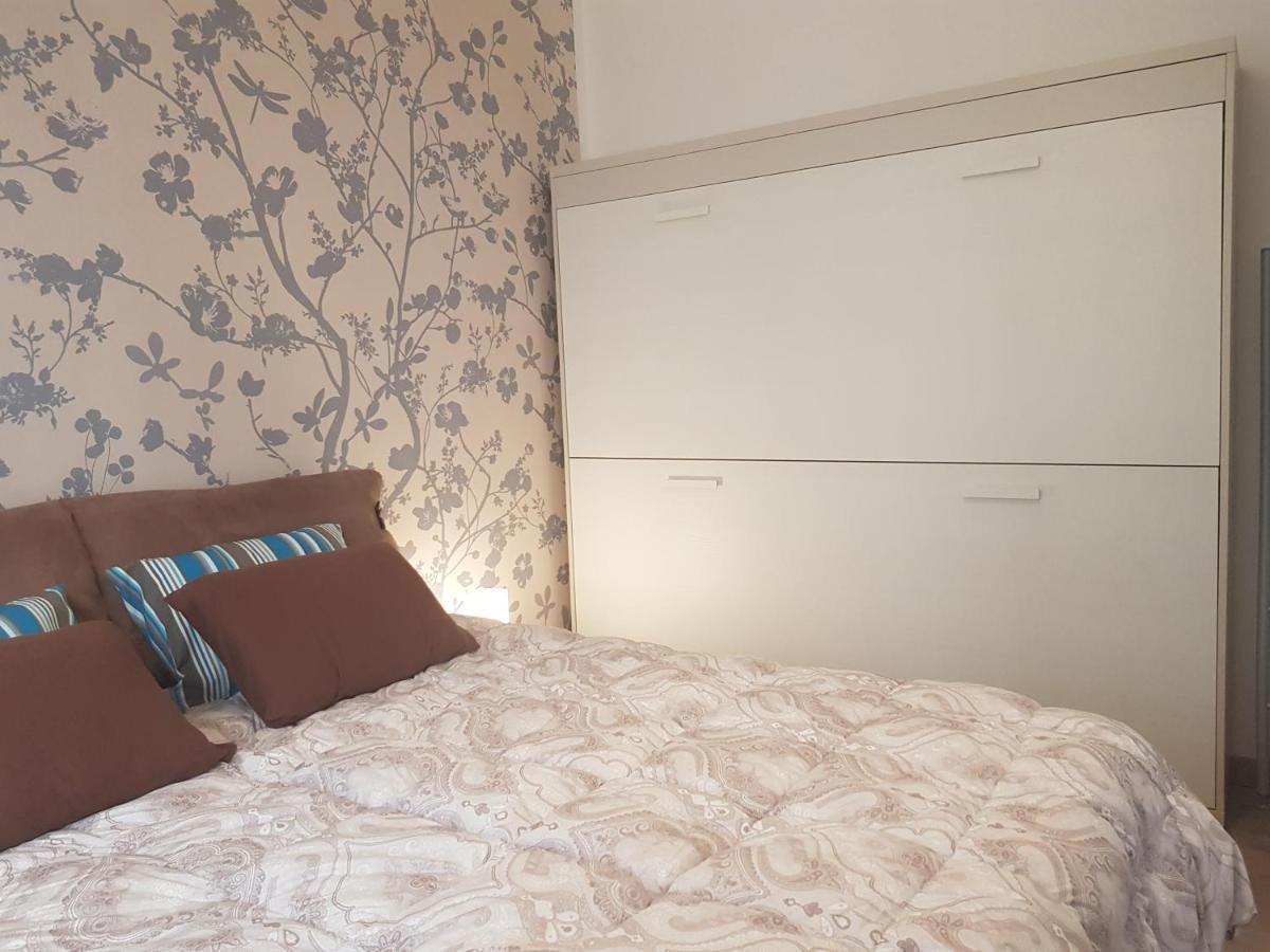 Cristina Sweet Home Savona Bagian luar foto