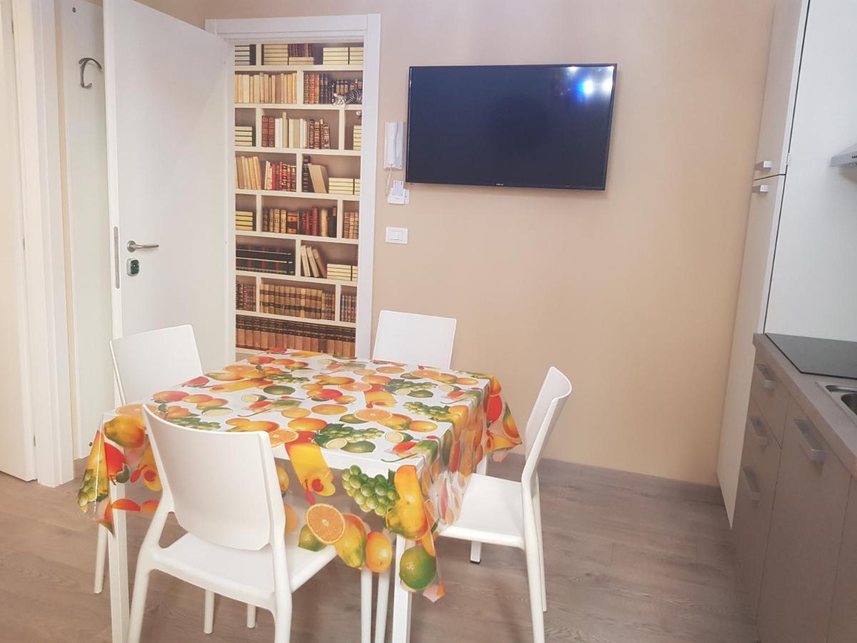 Cristina Sweet Home Savona Bagian luar foto